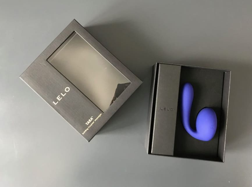 Lelo Tara máy mát xa âm đạo cao cấp siêu rung ngoáy Lelo Tara máy mát xa âm đạo cao cấp siêu rung ngoáy