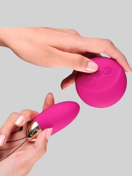 Lelo Lyla 2 Máy Rung Điều Khiển Từ Xa Cho Nữ Cao Cấp Thuỵ Điển Lelo Lyla 2 Máy Rung Điều Khiển Từ Xa Cho Nữ Cao Cấp Thuỵ Điển