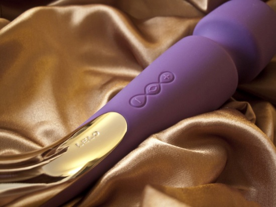 Lelo Smart Wand 2 Large chày rung siêu mạnh cao cấp Thuỵ Điển Lelo Smart Wand 2 Large chày rung siêu mạnh cao cấp Thuỵ Điển