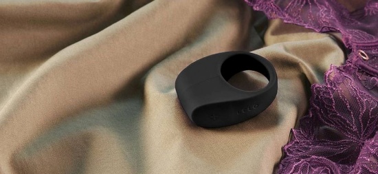 - Chất liệu: silicone y tế cao cấp toàn cơ thể - Kích thước: 46,7 × 22,2 × 60mm. - Đường kính vòng đeo dương vật: 29mm. - Pin: Li-Ion 70 mA – 3,7 V - Thời gian sạc: 90 - 120 phút. - Thời gian dùng tối đa: 120 phút. - Chống thấm nước tuyệt đối. - Chế độ rung: 8 chế độ. - Thương hiệu: Lelo - Thụy Điển. - Bảo hành 1 năm, lỗi đổi mới. - Chất liệu: silicone y tế cao cấp toàn cơ thể - Kích thước: 46,7 × 22,2 × 60mm. - Đường kính vòng đeo dương vật: 29mm. - Pin: Li-Ion 70 mA – 3,7 V - Thời gian sạc: 90 - 120 phút. - Thời gian dùng tối đa: 120 phút. - Chống thấm nước tuyệt đối. - Chế độ rung: 8 chế độ. - Thương hiệu: Lelo - Thụy Điển. - Bảo hành 1 năm, lỗi đổi mới.